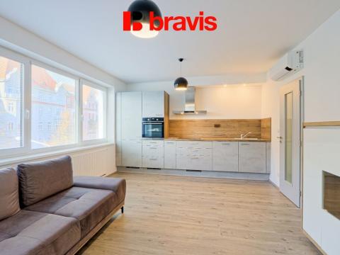 Pronájem bytu 2+kk, Brno, Štefánikova, 62 m2