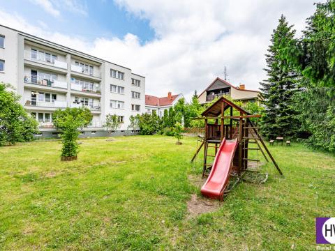 Prodej bytu 3+1, Praha - Břevnov, U vojenské nemocnice, 51 m2