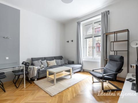 Pronájem bytu 2+1, Praha - Vršovice, Krymská, 56 m2