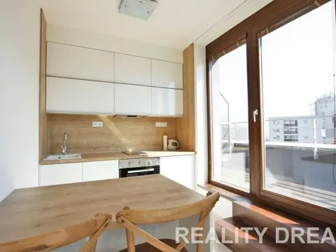 Prodej bytu 1+kk, Praha - Hlubočepy, Devonská, 53 m2
