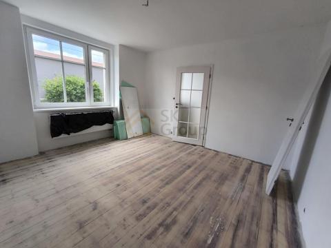 Prodej bytu 1+1, Karlovy Vary - Rybáře, Nad Dvorem, 40 m2