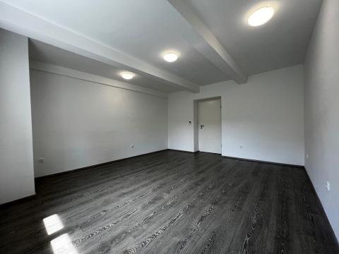 Pronájem bytu 1+1, Praha - Vršovice, Omská, 39 m2