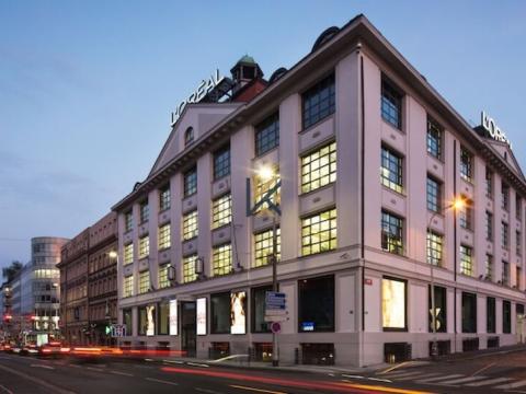 Pronájem obchodního prostoru, Praha - Radlice, Radlická, 211 m2