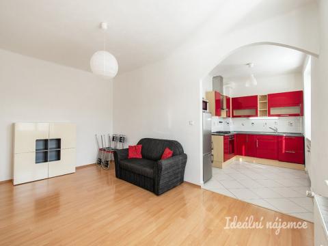 Pronájem bytu 2+kk, Praha - Vokovice, Kladenská, 55 m2