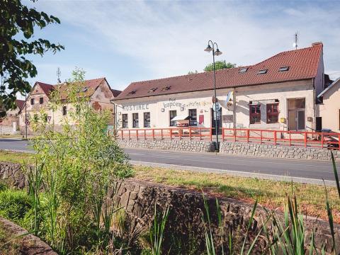 Prodej rodinného domu, Plzeň - Božkov, Božkovské náměstí, 884 m2
