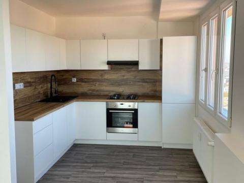 Pronájem bytu 2+1, Opava - Kateřinky, Edvarda Beneše, 61 m2