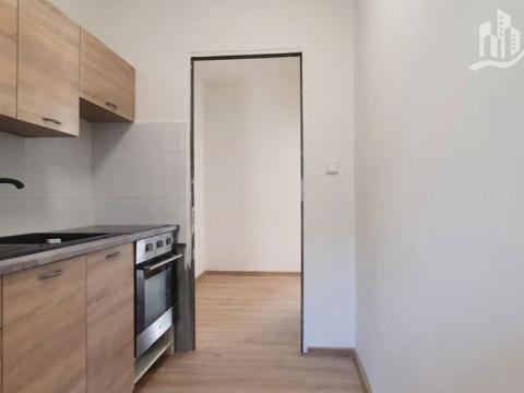Prodej bytu 2+1, Chomutov, 17. listopadu, 62 m2