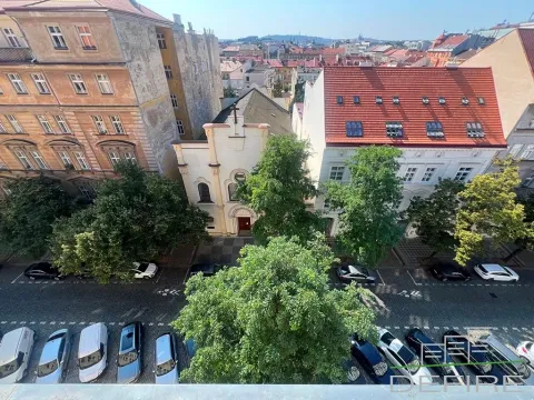 Pronájem bytu 2+kk, Praha - Karlín, Vítkova, 41 m2
