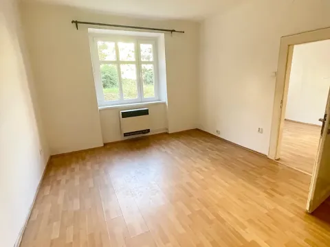 Pronájem bytu 2+kk, Praha - Michle, Pobočná, 44 m2