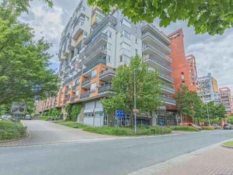 Pronájem bytu 2+kk, Praha - Vysočany, Pod Harfou, 51 m2