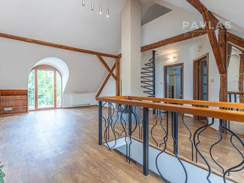 Prodej rodinného domu, České Budějovice, J. Buděšínského, 289 m2