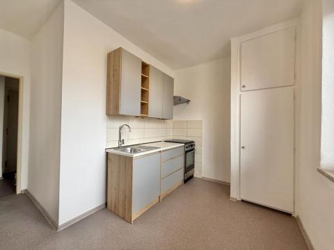 Pronájem bytu 2+1, Krnov - Pod Bezručovým vrchem, I. P. Pavlova, 60 m2
