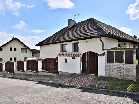 Prodej rodinného domu, Vyžlovka, Na Poštolce, 180 m2