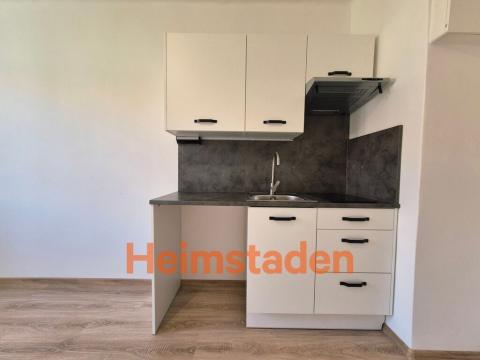 Pronájem bytu 1+kk, Havířov - Město, Hlavní třída, 21 m2