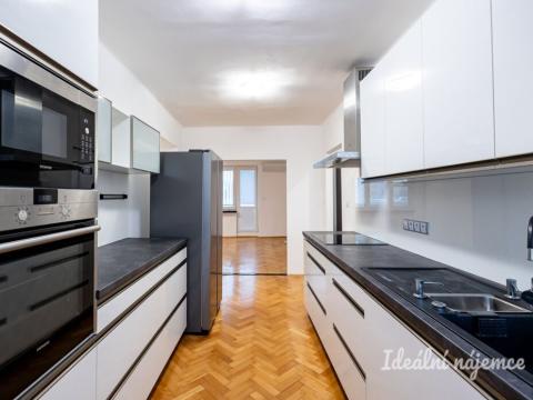 Pronájem bytu 3+1, Praha - Záběhlice, Hlavní, 72 m2