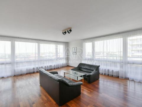 Pronájem bytu 4+1, Praha - Stodůlky, Bašteckého, 123 m2