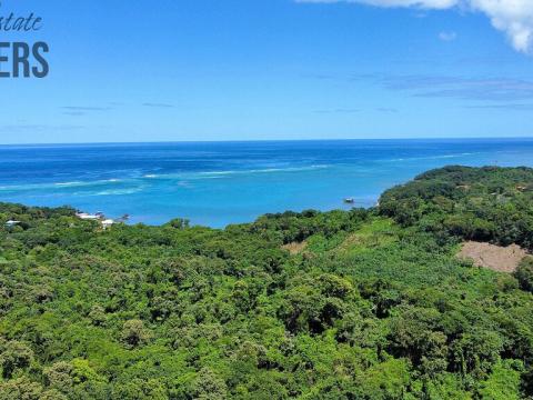 Prodej pozemku, Coxen Hole, Roatán, Honduras, 8984 m2