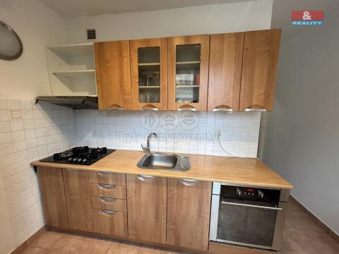 Pronájem bytu 2+1, Ústí nad Labem - Ústí nad Labem-centrum, Horova, 48 m2