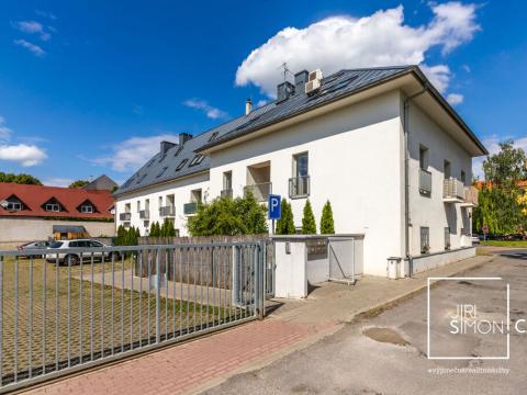 Pronájem bytu 2+kk, Praha - Ruzyně, Drnovská, 65 m2