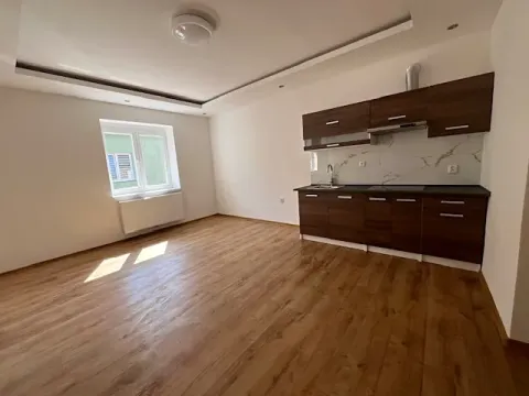 Pronájem bytu 2+kk, Káraný, 50 m2