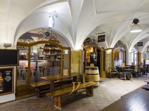 Pronájem restaurace, Olomouc, Dolní náměstí, 53 m2