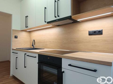 Pronájem bytu 2+1, Rychnov nad Kněžnou, Na Trávníku, 67 m2