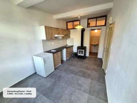 Pronájem bytu 1+kk, Sobotka, náměstí Míru, 27 m2
