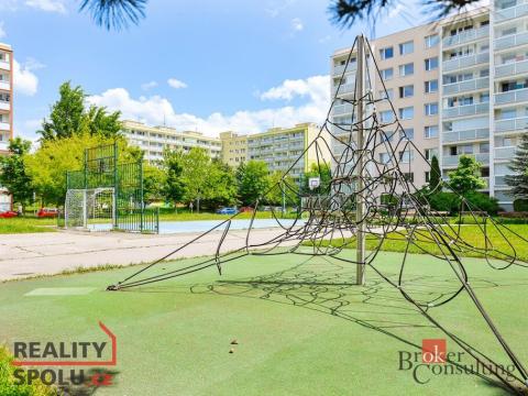 Prodej bytu 3+1, Praha - Řepy, Španielova, 74 m2