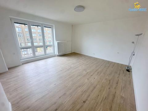 Pronájem bytu 3+kk, Praha - Vršovice, Kubánské náměstí, 94 m2