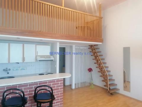 Pronájem bytu 1+kk, Hradec Králové, Havlíčkova, 25 m2