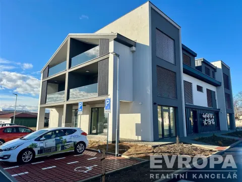 Prodej bytu 3+kk, Vysoký Újezd, Ke Kuchaři, 85 m2