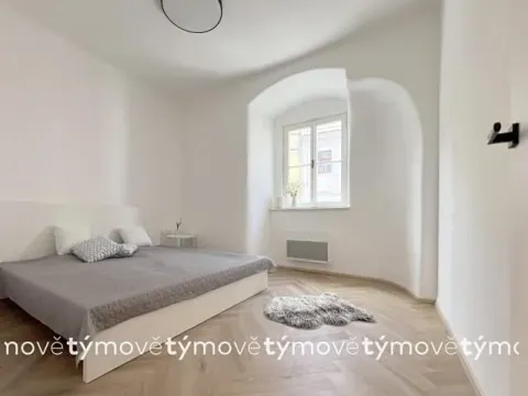 Pronájem bytu 2+kk, Pardubice, Zámecká, 41 m2
