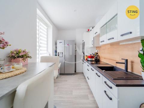 Prodej bytu 4+1, Světlá Hora - Světlá, 85 m2