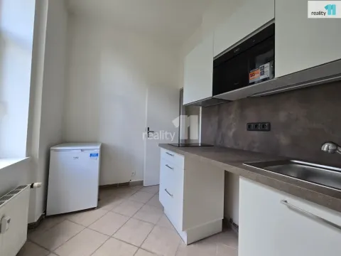 Pronájem kanceláře, Praha - Nusle, Na Pankráci, 75 m2
