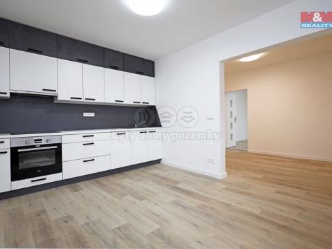 Pronájem bytu 3+kk, Karlovy Vary - Tašovice, Česká, 67 m2