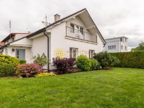 Prodej rodinného domu, Hradec Králové - Pouchov, K Zastávce, 188 m2