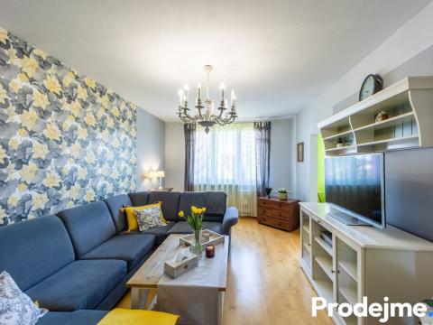 Prodej bytu 3+1, Praha - Kamýk, Zárubova, 84 m2