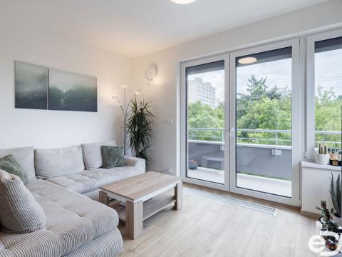 Pronájem bytu 2+kk, Praha - Záběhlice, Klapálkova, 57 m2