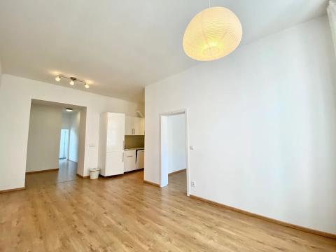 Pronájem bytu 2+kk, Praha - Smíchov, Na Celné, 55 m2