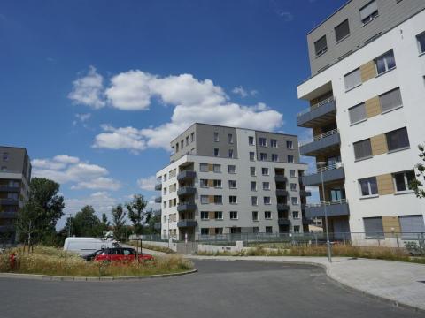 Pronájem bytu 1+kk, Praha - Vysočany, Svatošových, 45 m2