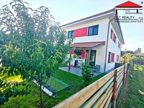 Pronájem rodinného domu, Měšice, 130 m2