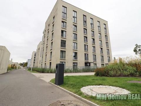 Pronájem bytu 1+kk, Praha - Libeň, Novovysočanská, 24 m2