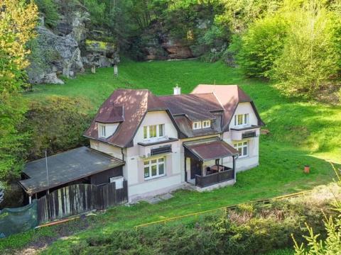 Prodej rodinného domu, Kokořín, 232 m2