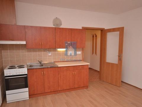 Pronájem bytu 1+kk, Plzeň, Květná, 37 m2