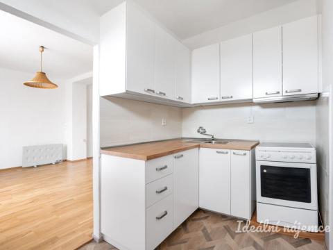 Pronájem bytu 2+kk, Praha - Břevnov, Nad Kajetánkou, 46 m2