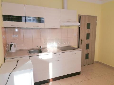 Pronájem bytu 2+kk, Karlovy Vary, Sokolovská, 48 m2