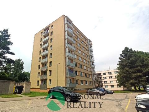 Pronájem bytu 2+kk, Chvaletice, U Kulturního domu, 32 m2