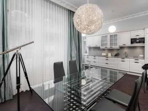 Prodej atypického bytu, Karlovy Vary, Vřídelní, 94 m2