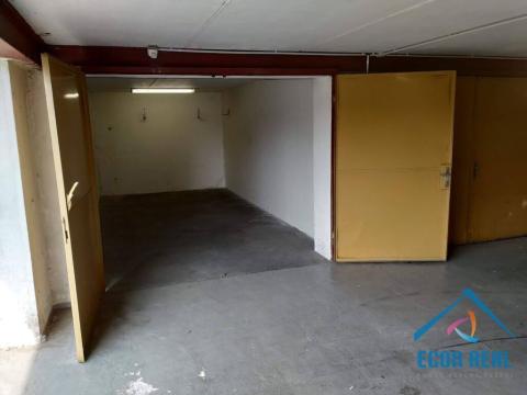 Pronájem garáže, Praha - Čimice, K Ládví, 18 m2