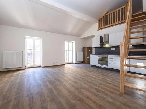 Pronájem bytu 1+kk, Praha - Nové Město, Lípová, 47 m2